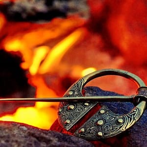 Broche Bally Spellan en Bronze